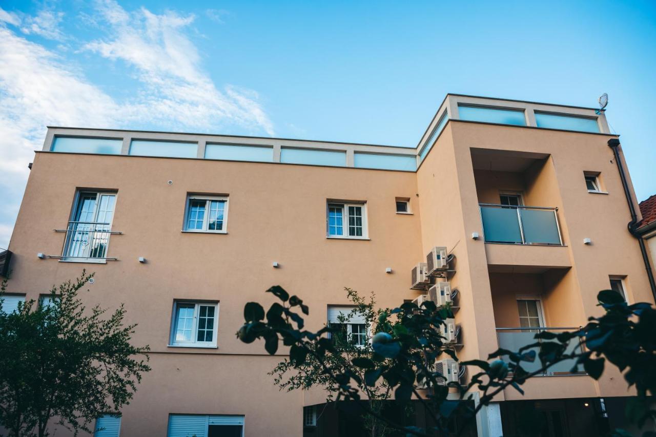 Elegant Studio Apartments Lasta Mostar Luaran gambar